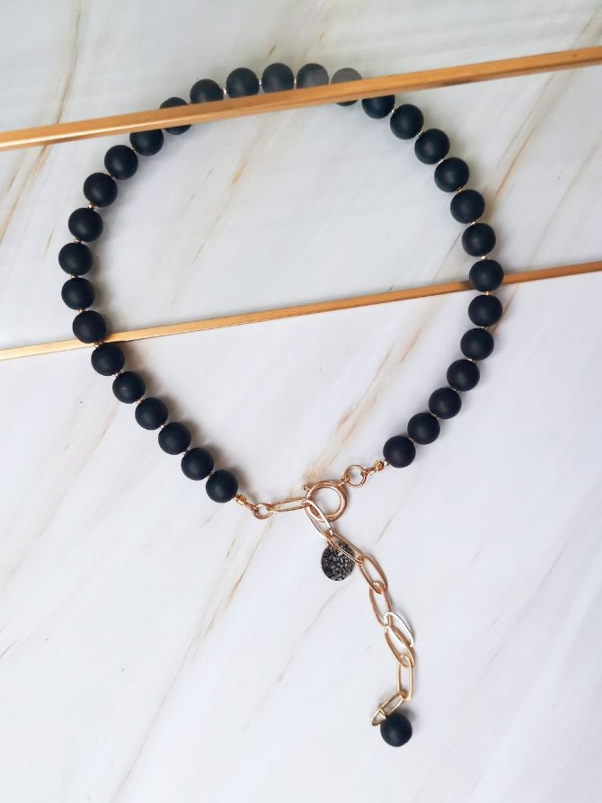 Black mambo matte agate necklace - Image 2