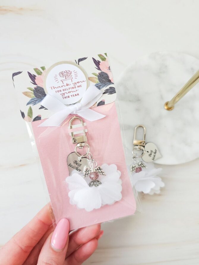Silver /White Angel keyring ‘Best teacher ‘