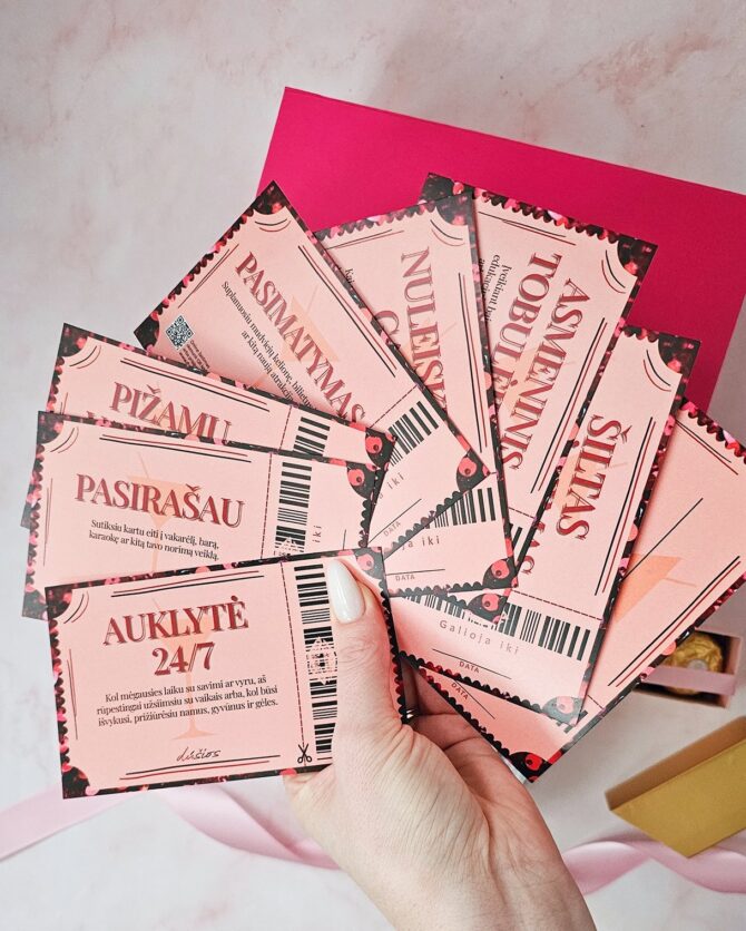 Pink gift box - Image 2