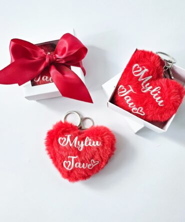 Cute Fluffy Keychain 'Myliu Tave'