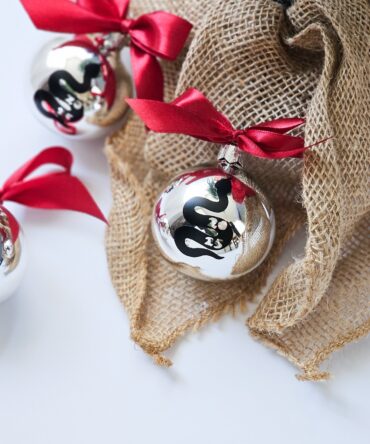 Glass christmas bauble (6cm)