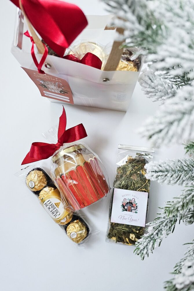 Gift bag with green tea,honey pot and Ferrero Rocher Hazelnut Chocolates, 3 Pcs - Image 2