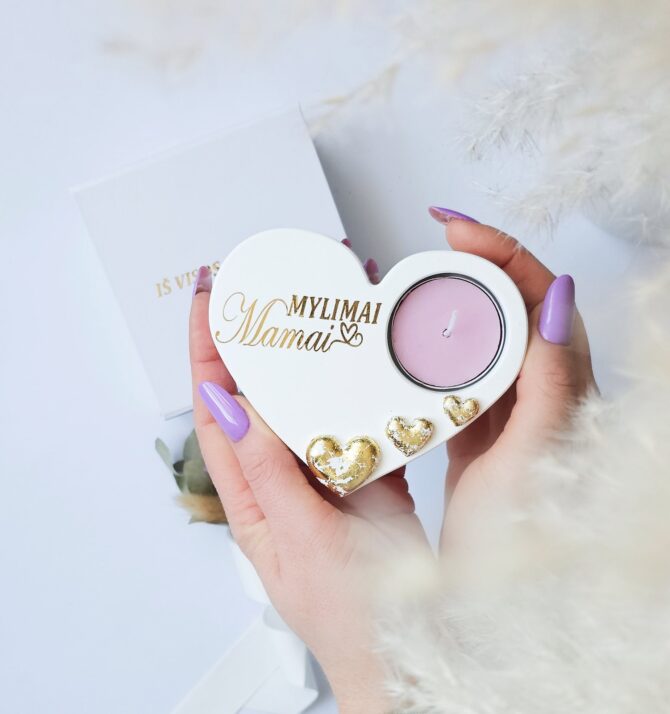 Handmade Heart-Shaped Candle Holder Gift Set – A Perfect Gift for Mom - Image 3
