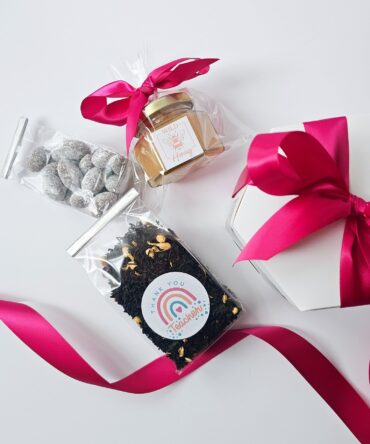 Teacher Appreciation Gift Box – Crème Brûlée Black Tea, Chocolate Almonds & Natural Honey