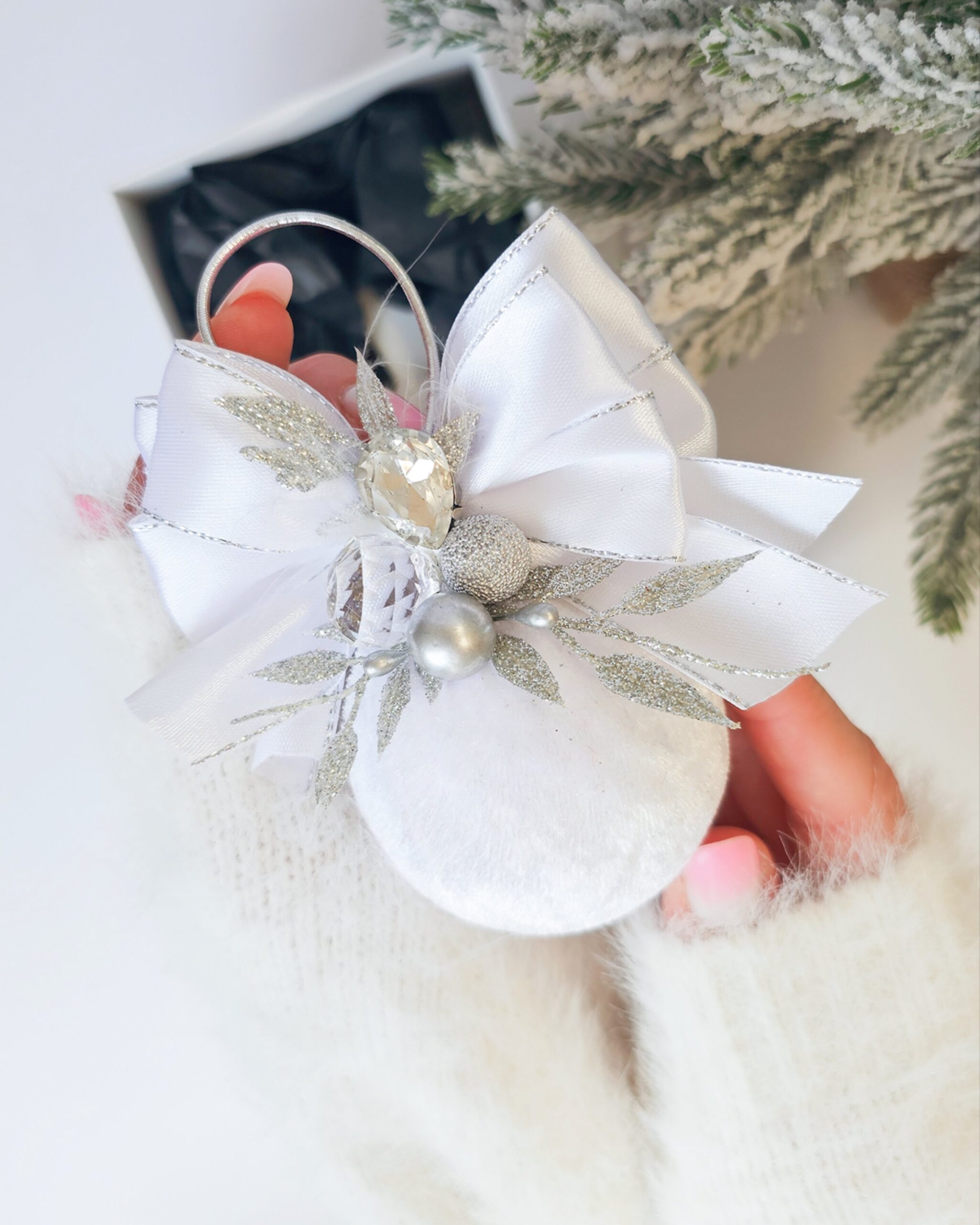Handmade Christmas Gift Set – Ornament & Candle (SILVER) - Image 2