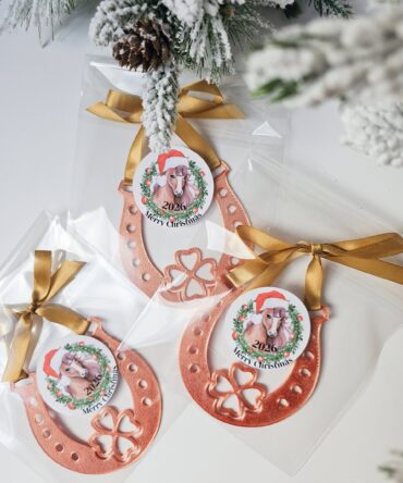 Lucky Horseshoe Ornament with Bow (Gold)