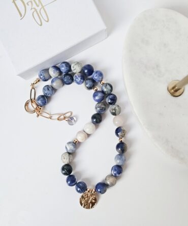 Ocean Calm – Sodalite Necklace