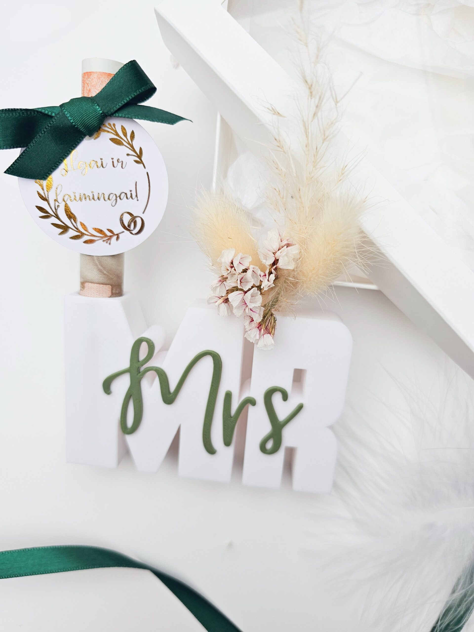 Wedding Money Gift Holder – MR & MRS (WHITE &Green Accent, Boxed ,LT)
