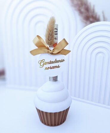 White Decorative Cupcake Gift Holder