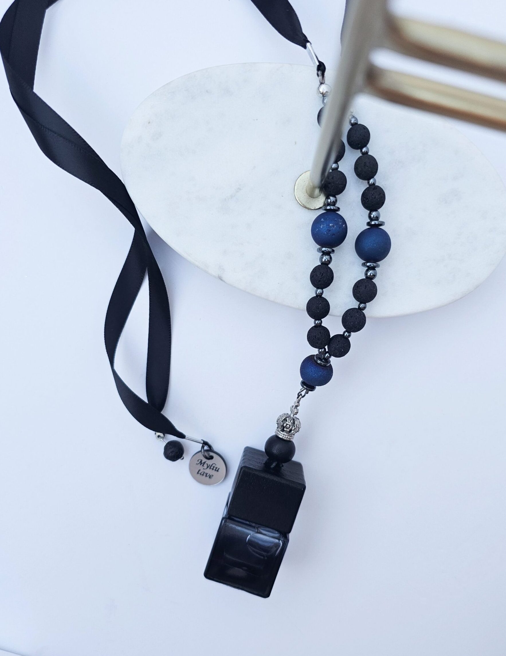 Car Hanging Diffuser with Fragrance and Natural Stones