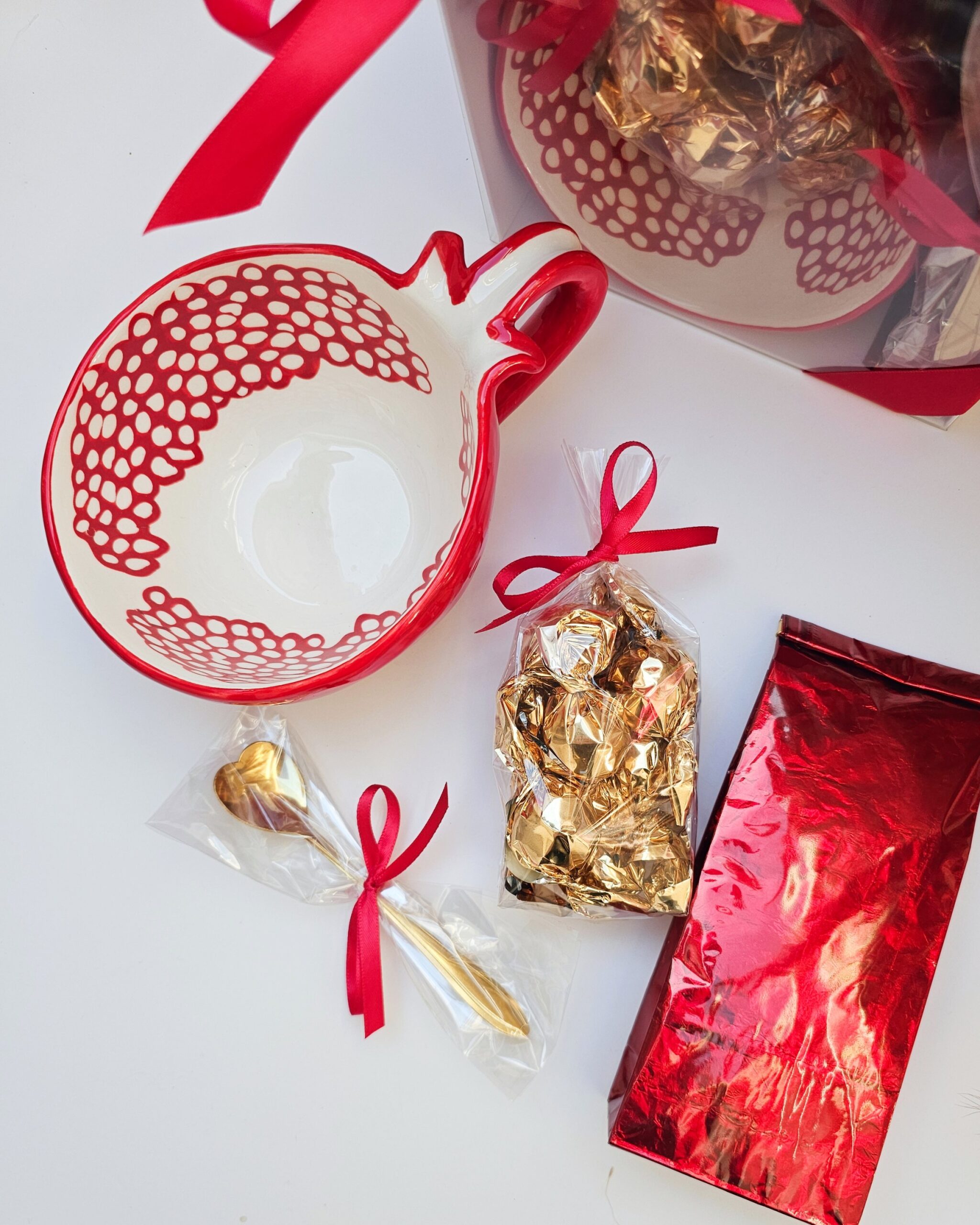 Red Tea Gift Box