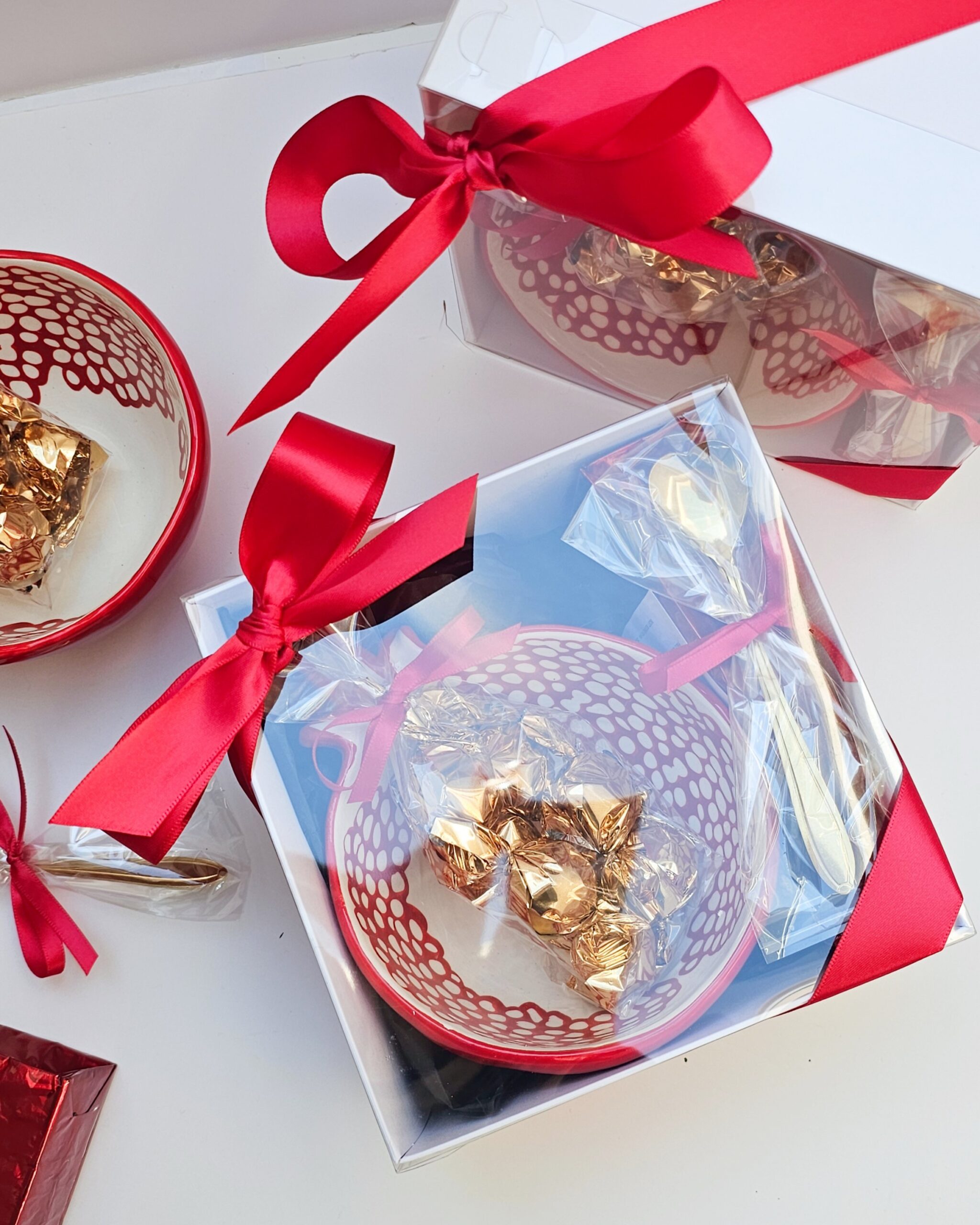 Red Tea Gift Box - Image 3