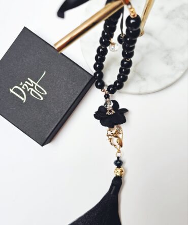 Elegant Car Hanging Ornament – Black & Gold Tassel