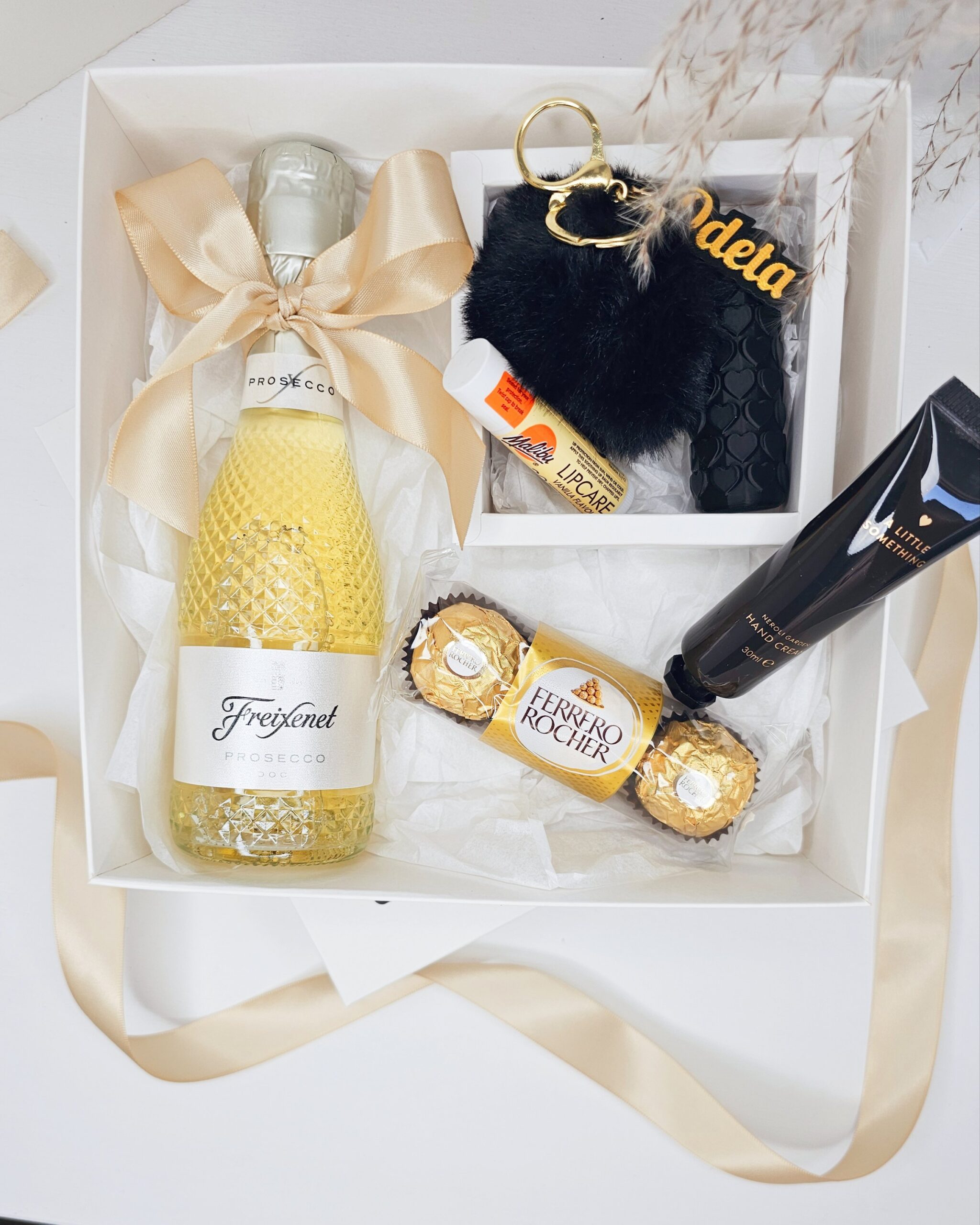 Personalised Prosecco Gift Box – Lip Care & Chocolate Treat