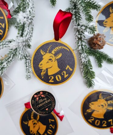 2027 Year of the Goat 3D Printed Christmas Ornament – Black & Gold