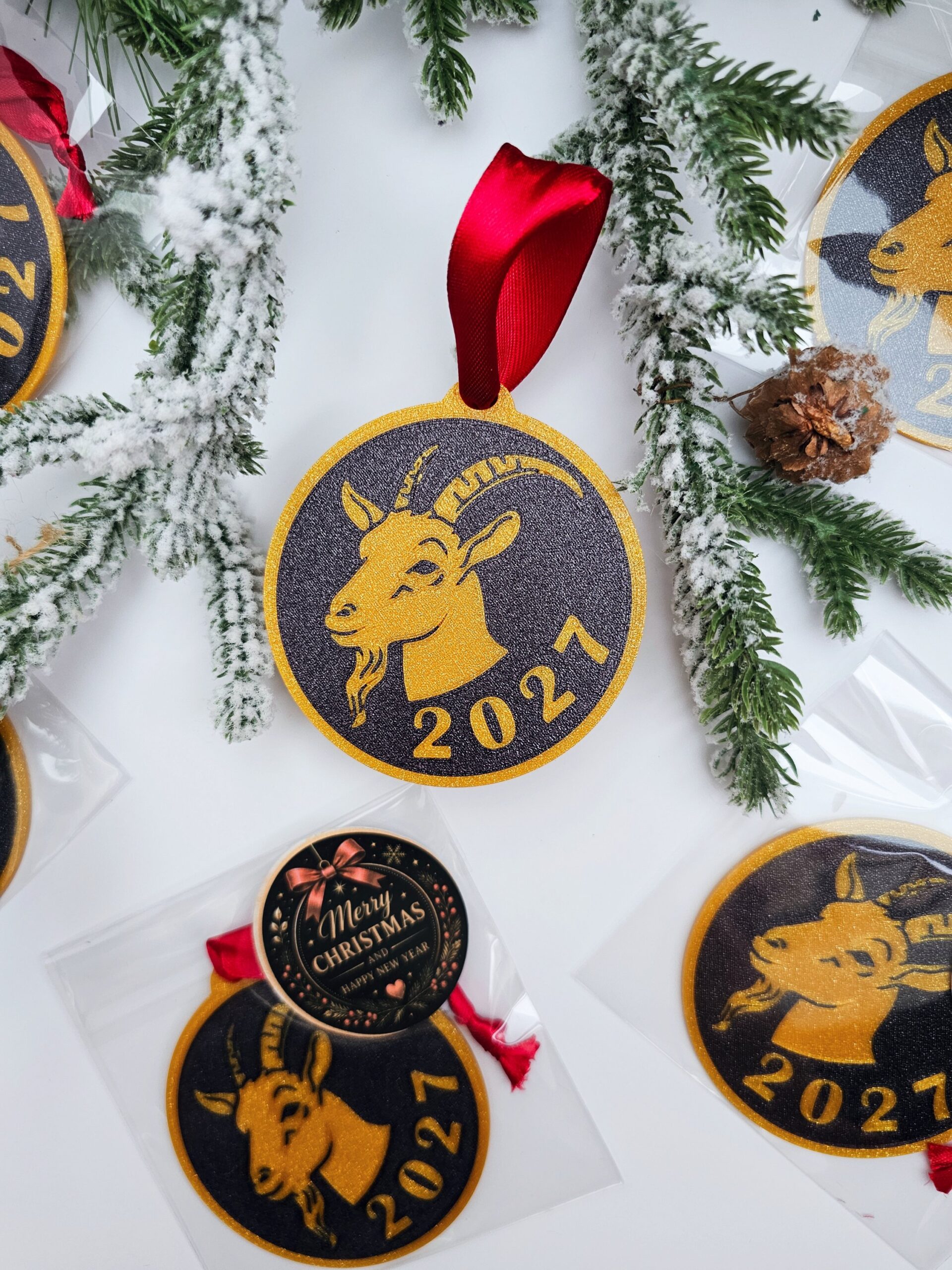 2027 Year of the Goat 3D Printed Christmas Ornament – Black & Gold