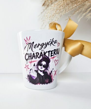 Mergytė su Charakteriu Mug