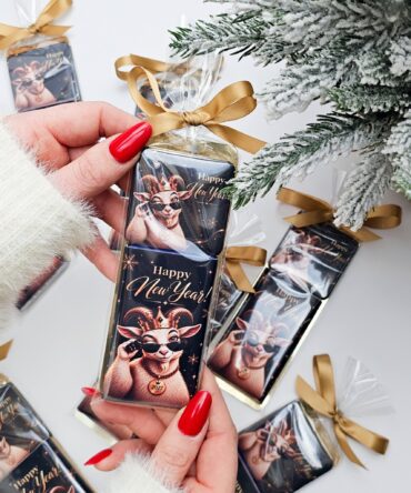 Happy New Year 2027 – Mini Chocolate Gift Set (EN)